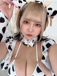 Cow niece from beef bikini(1)